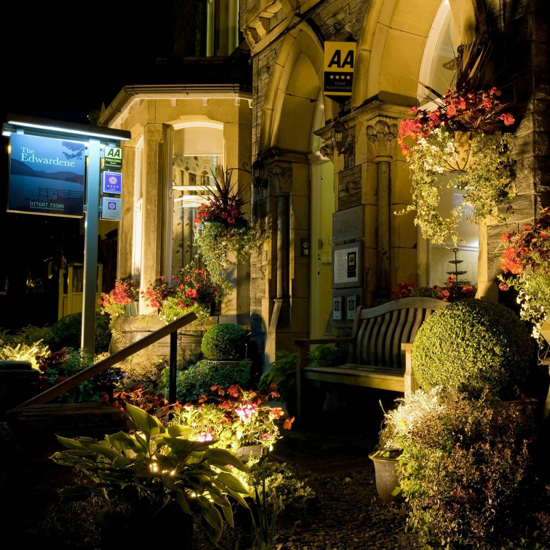 The Edwardene Hotel Keswick  Exterior photo